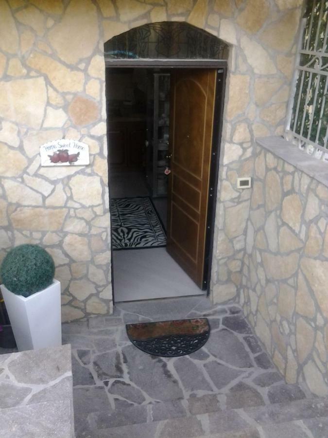 Casa In Collina "La Farfalla" Riparbella Exteriör bild