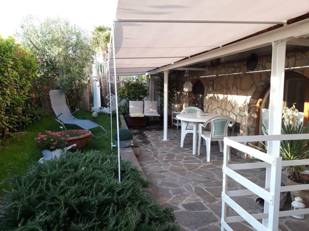 Casa In Collina "La Farfalla" Riparbella Exteriör bild